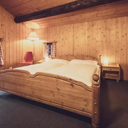 Davoser Huesli By Mountain 酒店 *