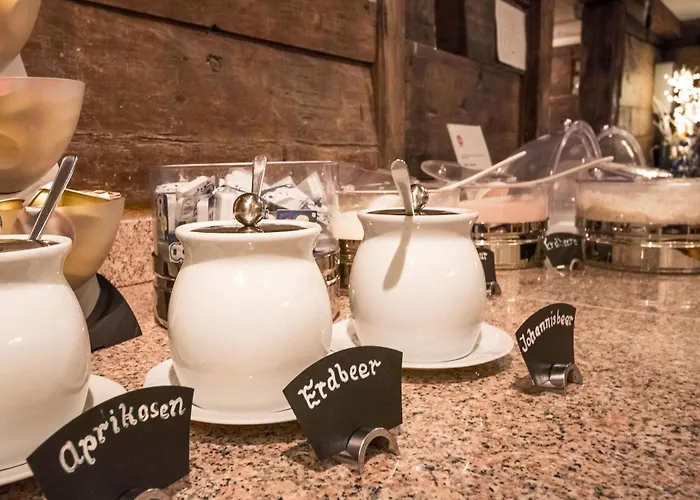 Davoser Hüsli By Mountain *